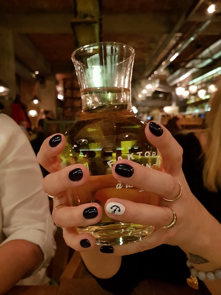 26175184_2252372928121831_1961931251_n