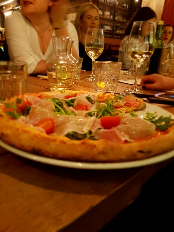 26803469_2252392021453255_1963111111_n